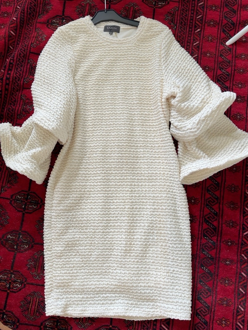 Gracia Ivory Textured Bell Sleeve Shift Dress Size M